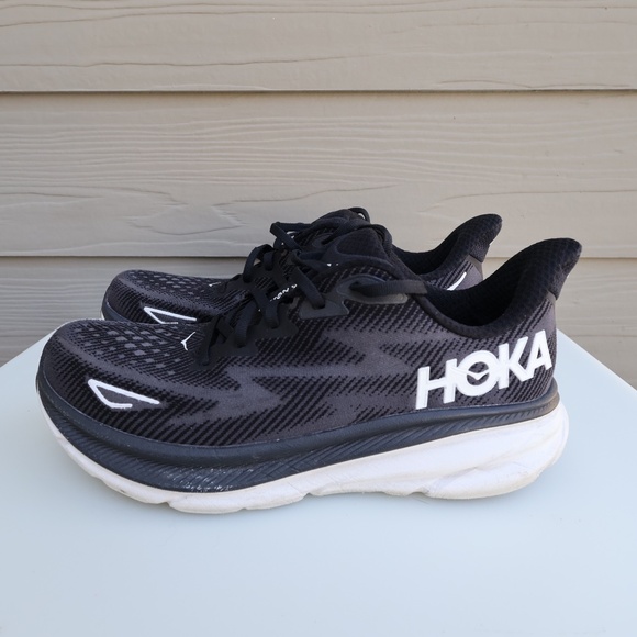 HOKA ONE ONE Clifton 9 Running Shoes – Men’s 10.5 - Picture 3 of 11